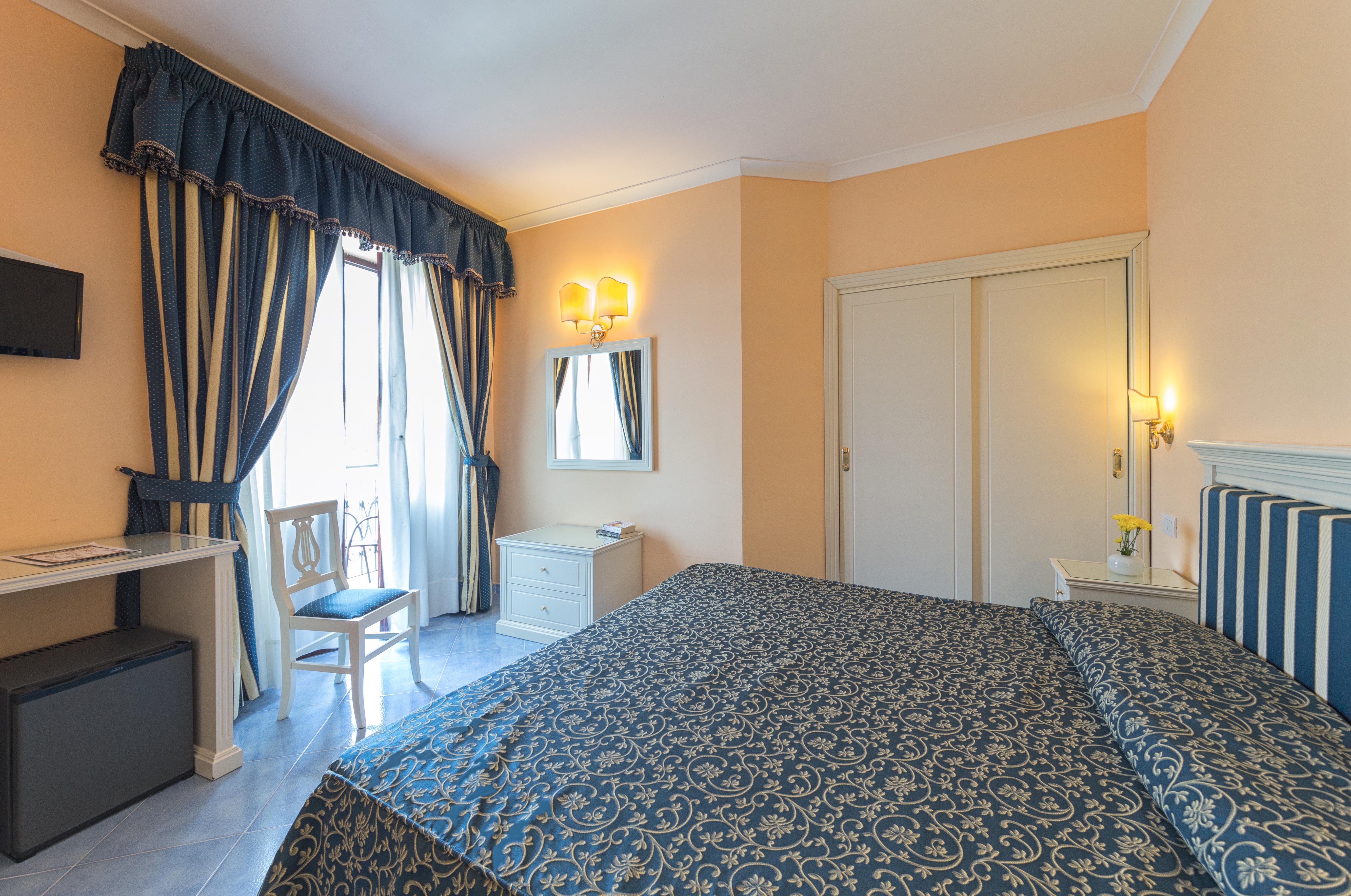 Hotel Jaccarino SantʼAgata sui Due Golfi Exterior foto
